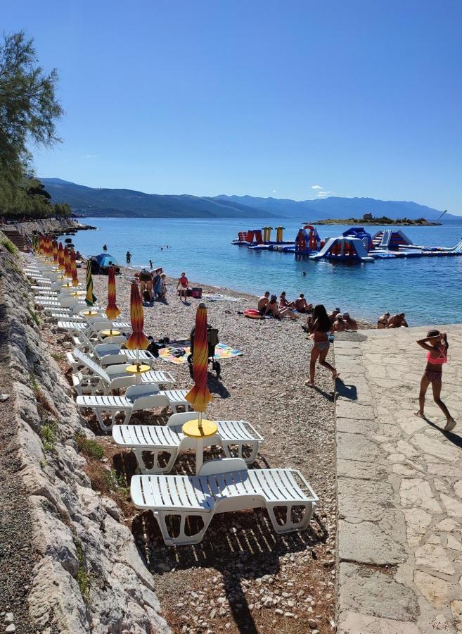 Apartments With A Parking Space Novi Vinodolski - 5514 Εξωτερικό φωτογραφία